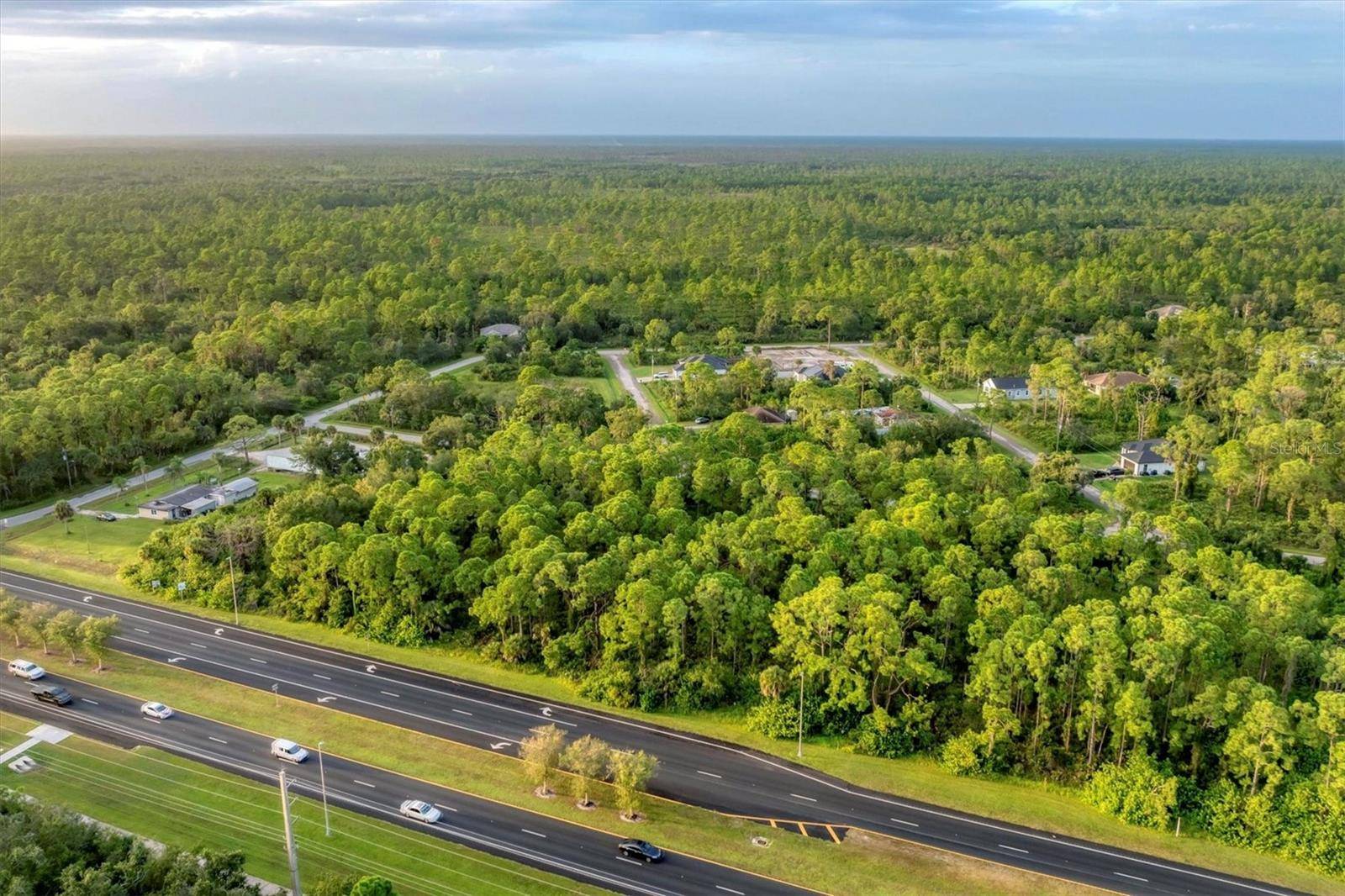 11201 TAMIAMI TRL S, North Port, FL 34287