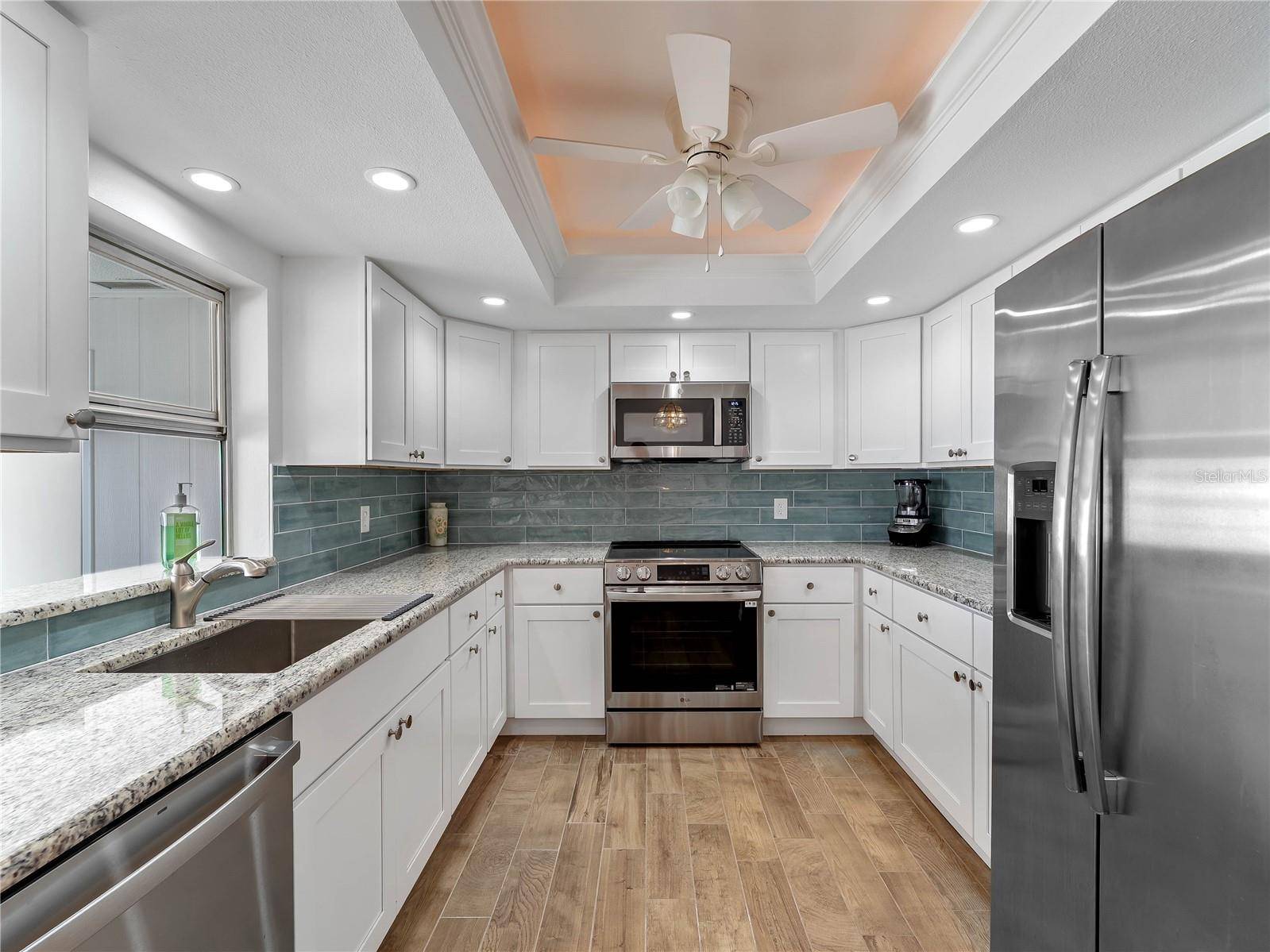 52 CIRCLEWOOD DR #A1-2, Venice, FL 34293