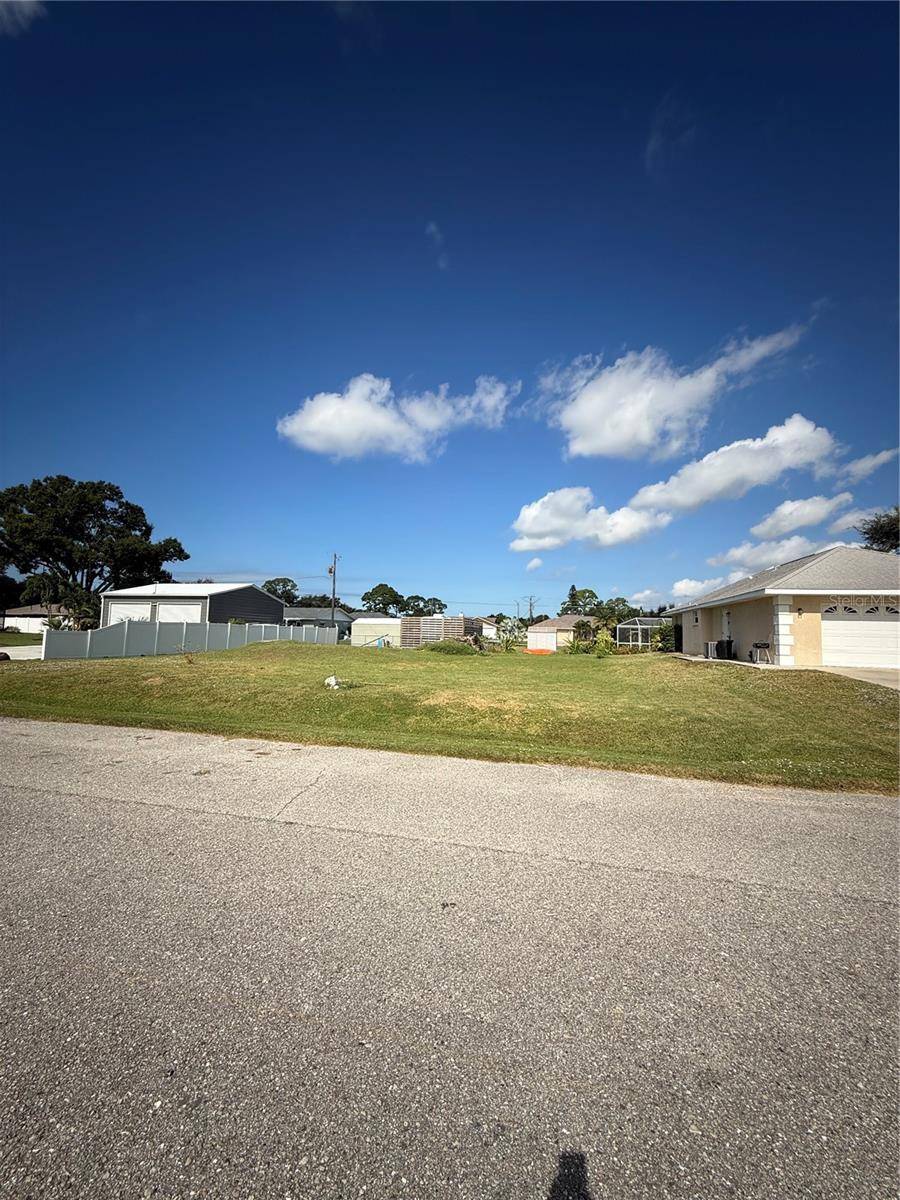 UNICORN RD, Venice, FL 34293