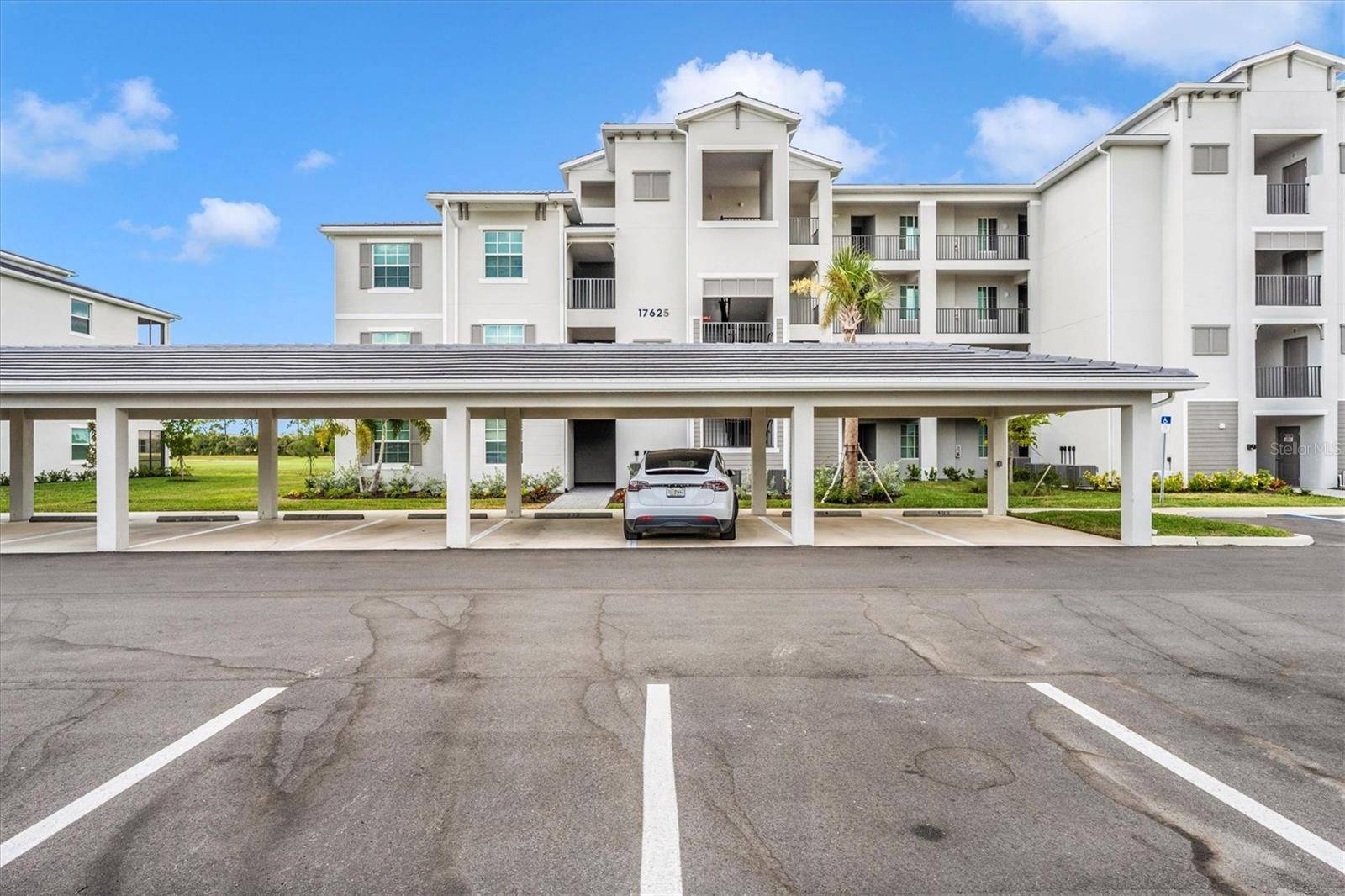 17625 OPAL SAND DR #207, Venice, FL 34293