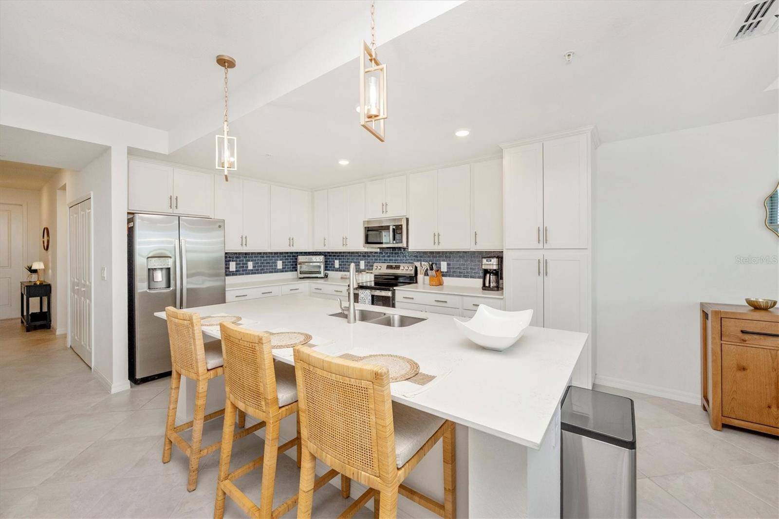 17625 OPAL SAND DR #207, Venice, FL 34293