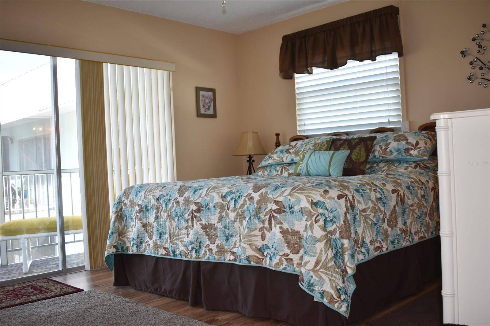 325 N CAUSEWAY #C 304, New Smyrna Beach, FL 32169