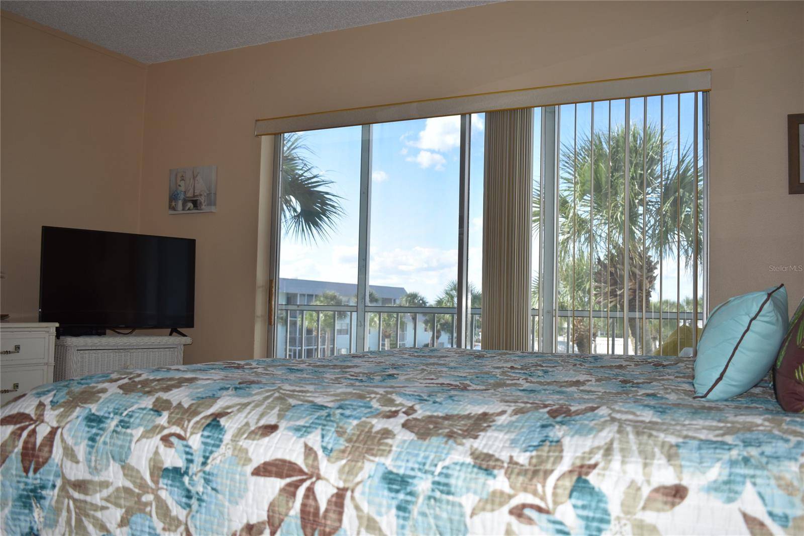 325 N CAUSEWAY #C 304, New Smyrna Beach, FL 32169