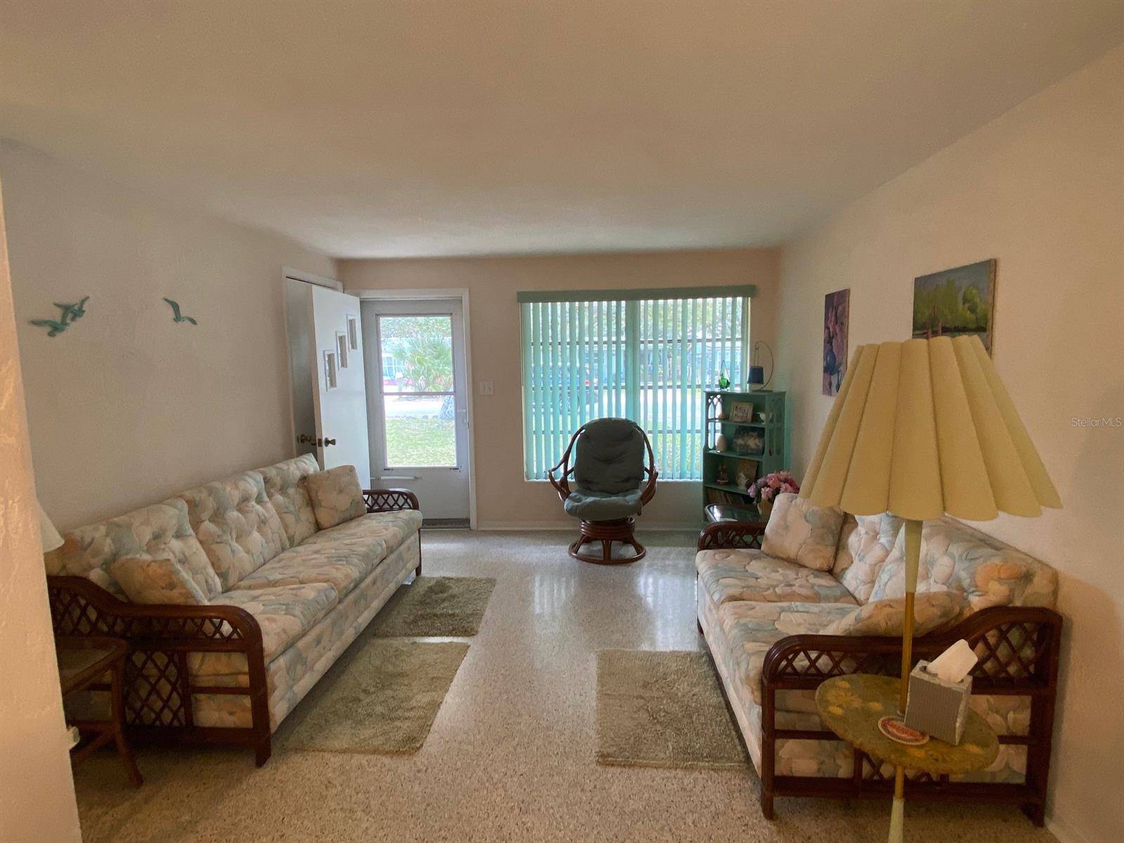 814 E 10th AVE, New Smyrna Beach, FL 32169