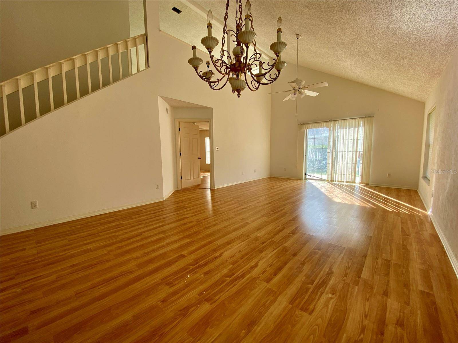 101 BRAEBURN CIR, Daytona Beach, FL 32114