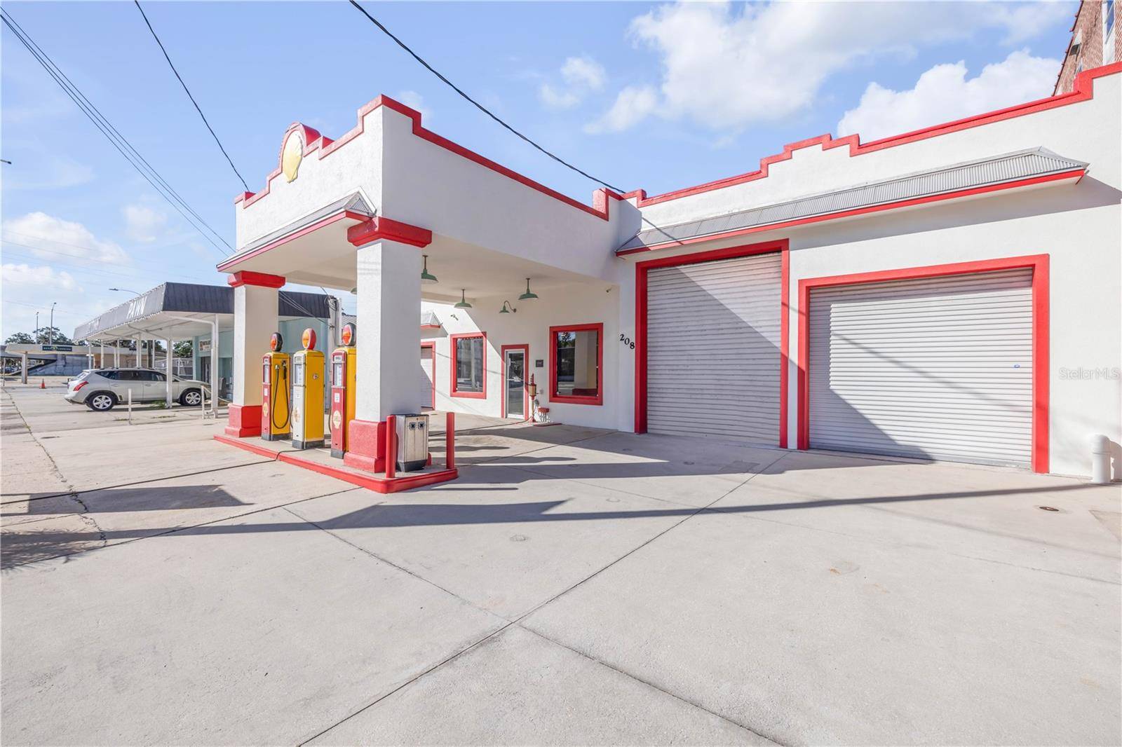 208 MAGNOLIA ST, New Smyrna Beach, FL 32168