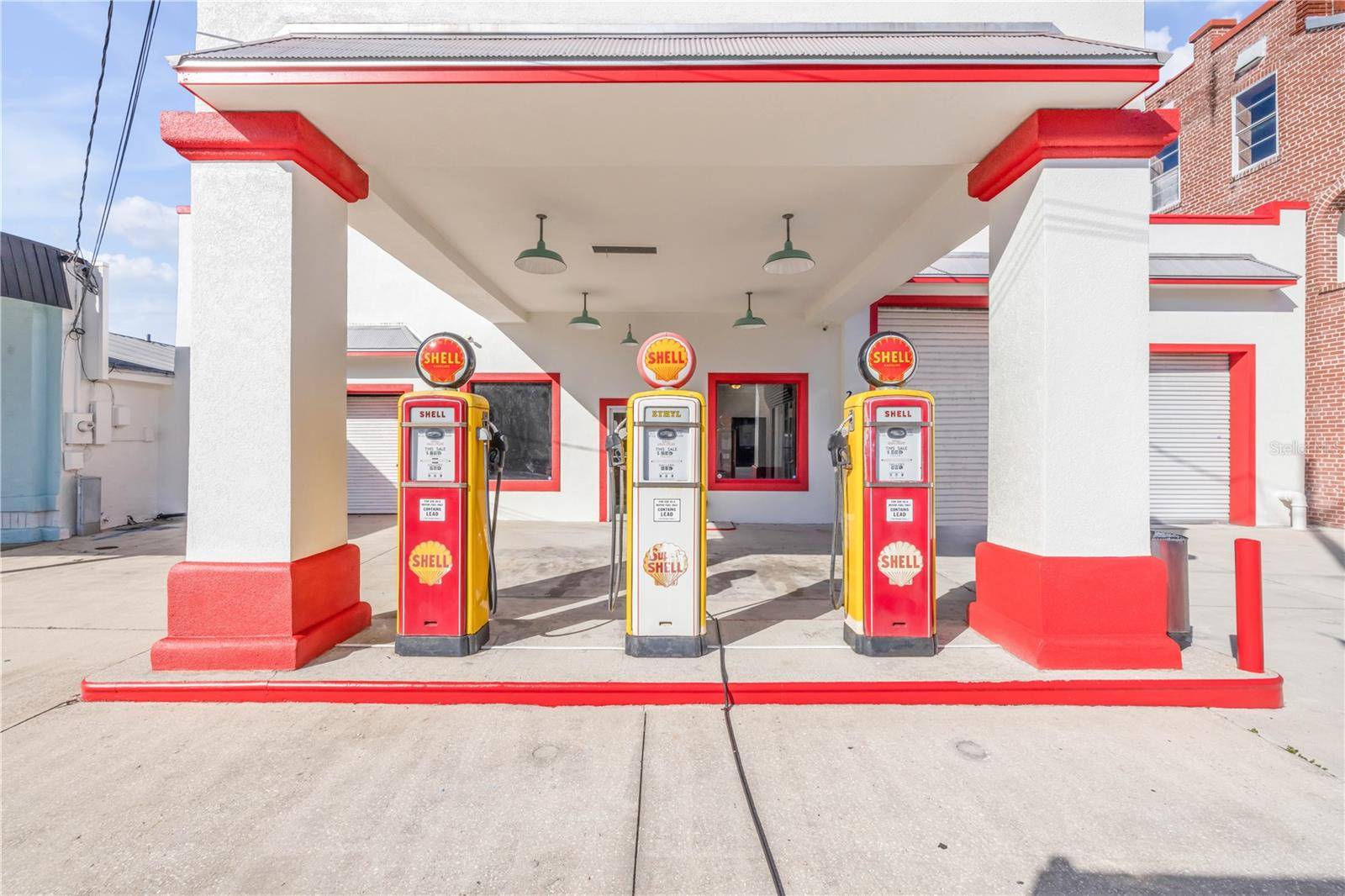 208 MAGNOLIA ST, New Smyrna Beach, FL 32168