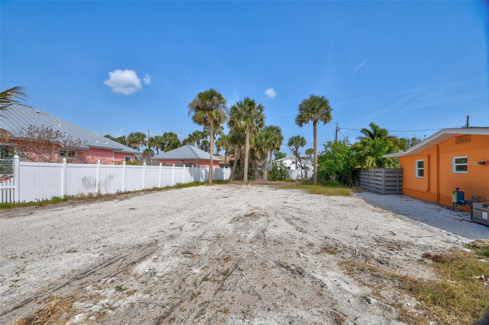 306 NORMANDY AVE, New Smyrna Beach, FL 32169