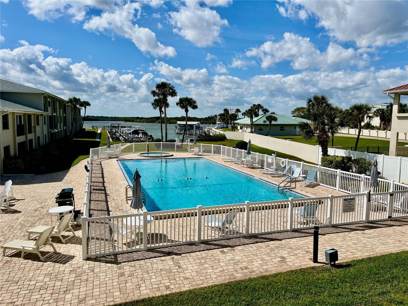 2100 N PENINSULA AVE #216, New Smyrna Beach, FL 32169