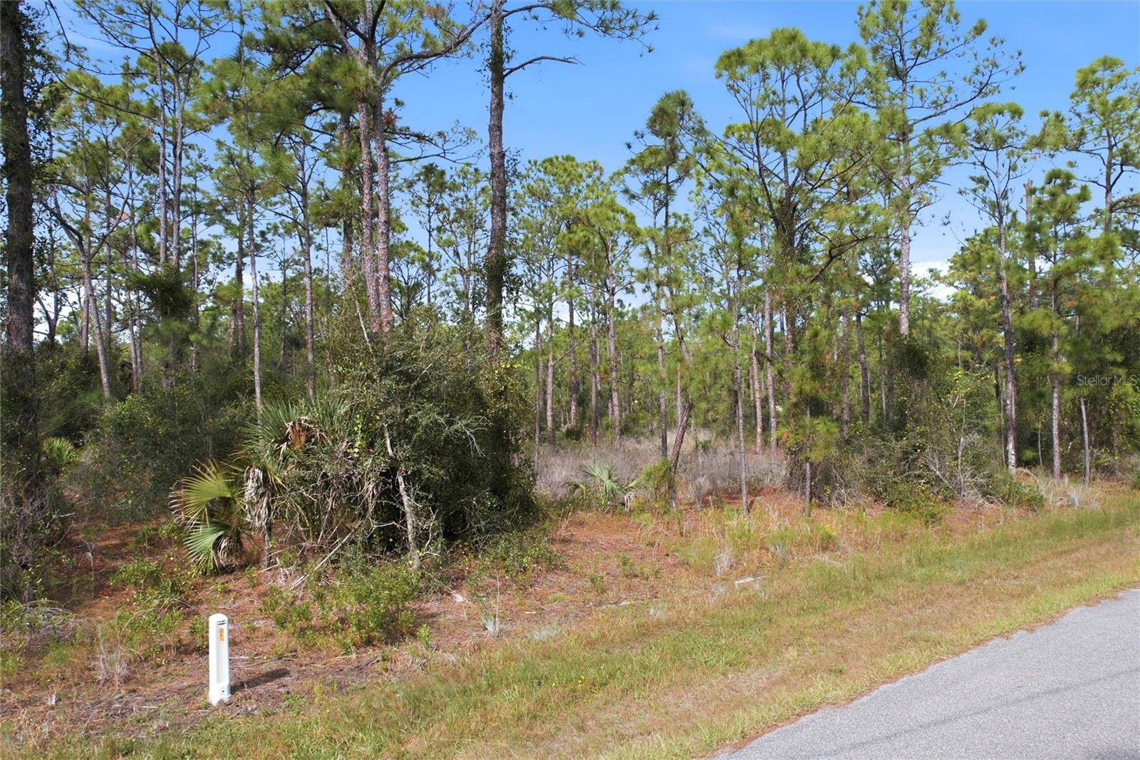 EINSTEIN ST, North Port, FL 34291