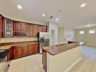 5589 REMSEN CAY LN, Windermere, FL 34786