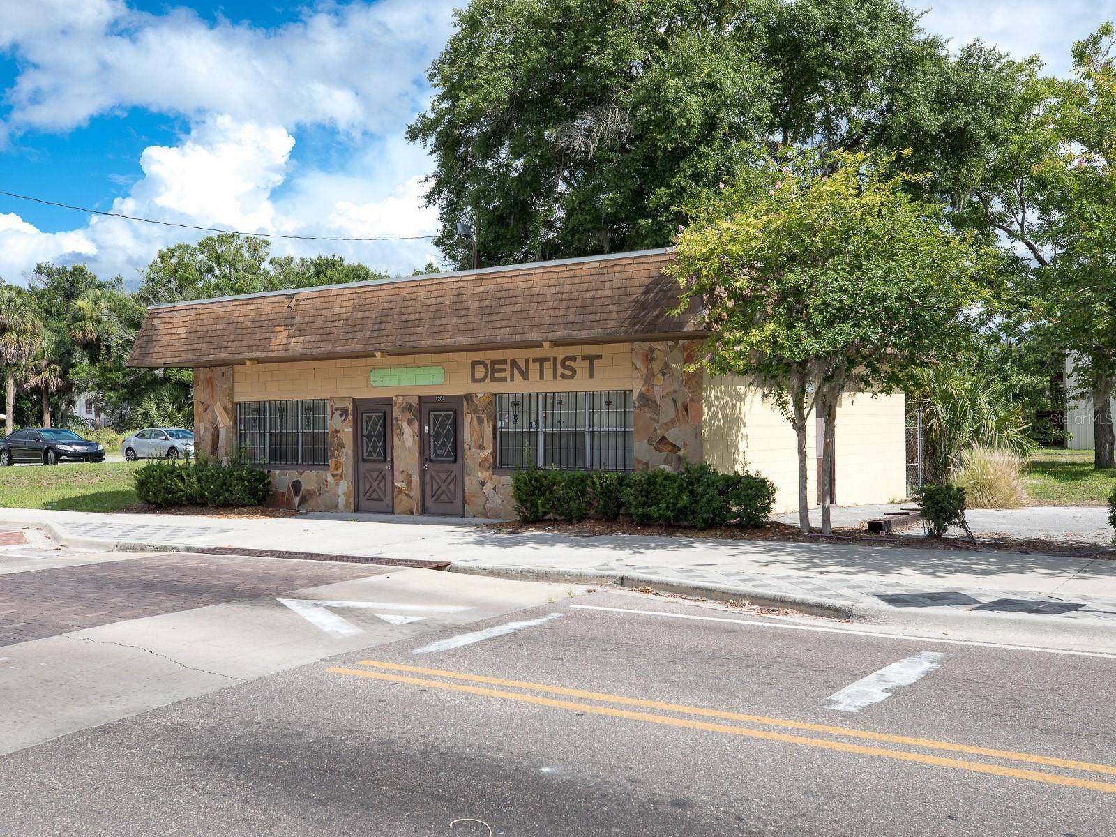 1204 HISTORIC GOLDSBORO BLVD, Sanford, FL 32771