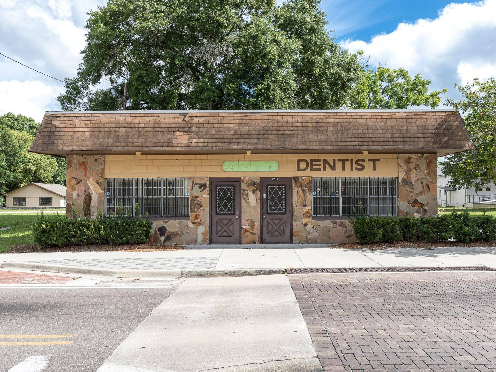 1204 HISTORIC GOLDSBORO BLVD, Sanford, FL 32771