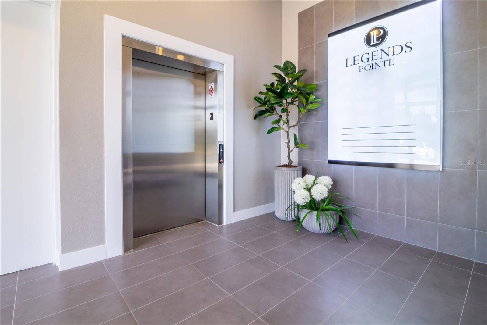 4290 S HIGHWAY 27 #206, Clermont, FL 34711