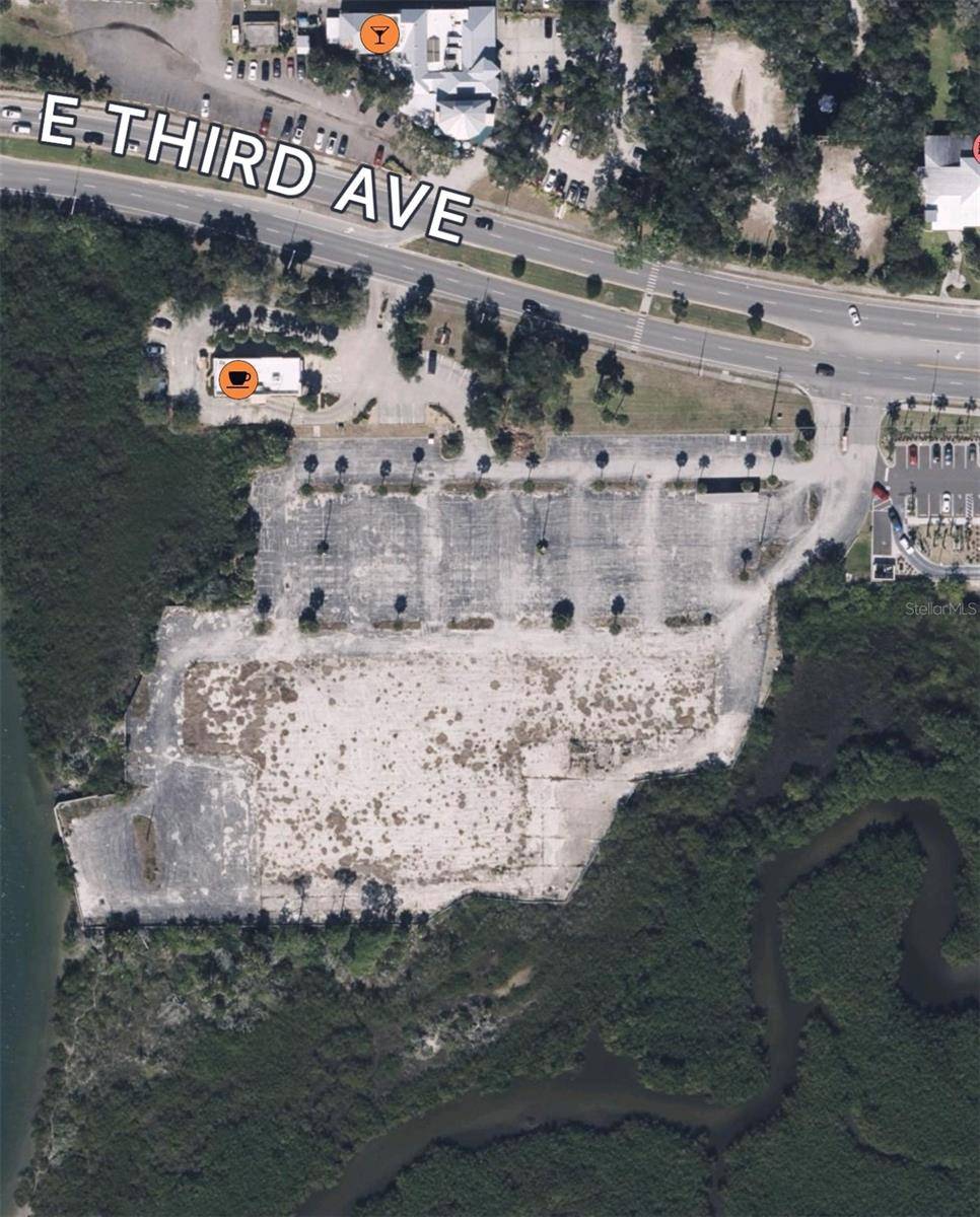 429 E 3RD AVE, New Smyrna Beach, FL 32169