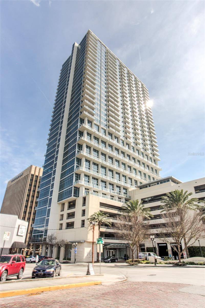 150 E ROBINSON ST #6S-15 (631), Orlando, FL 32801