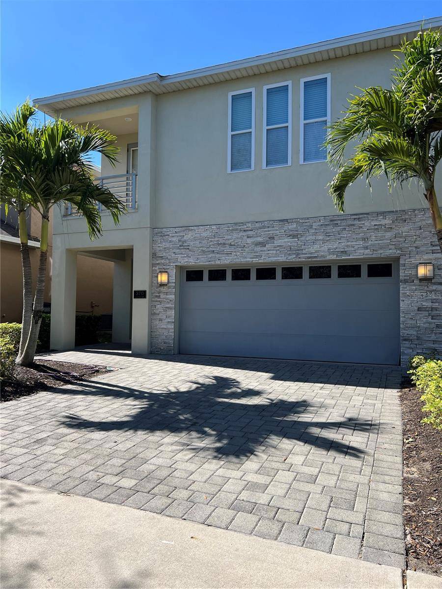 370 LASSO DR, Kissimmee, FL 34747