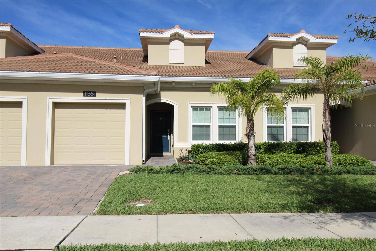 1165 TRAPPERS TRAIL LOOP, Davenport, FL 33896