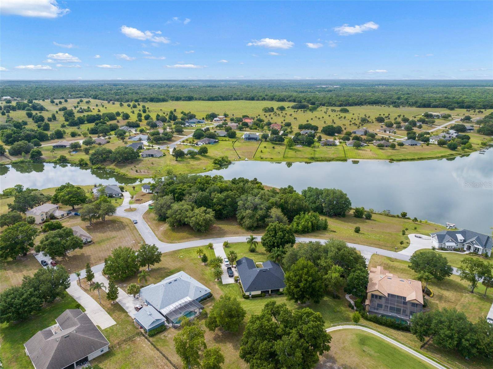 36701 BARRINGTON DR, Eustis, FL 32736