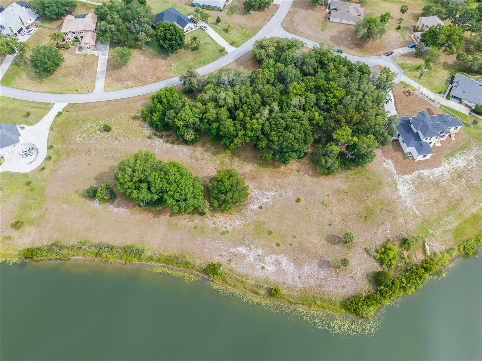 36701 BARRINGTON DR, Eustis, FL 32736