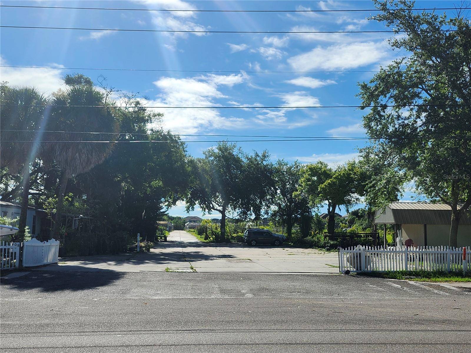 1955 S APOPKA VINELAND RD, Orlando, FL 32835