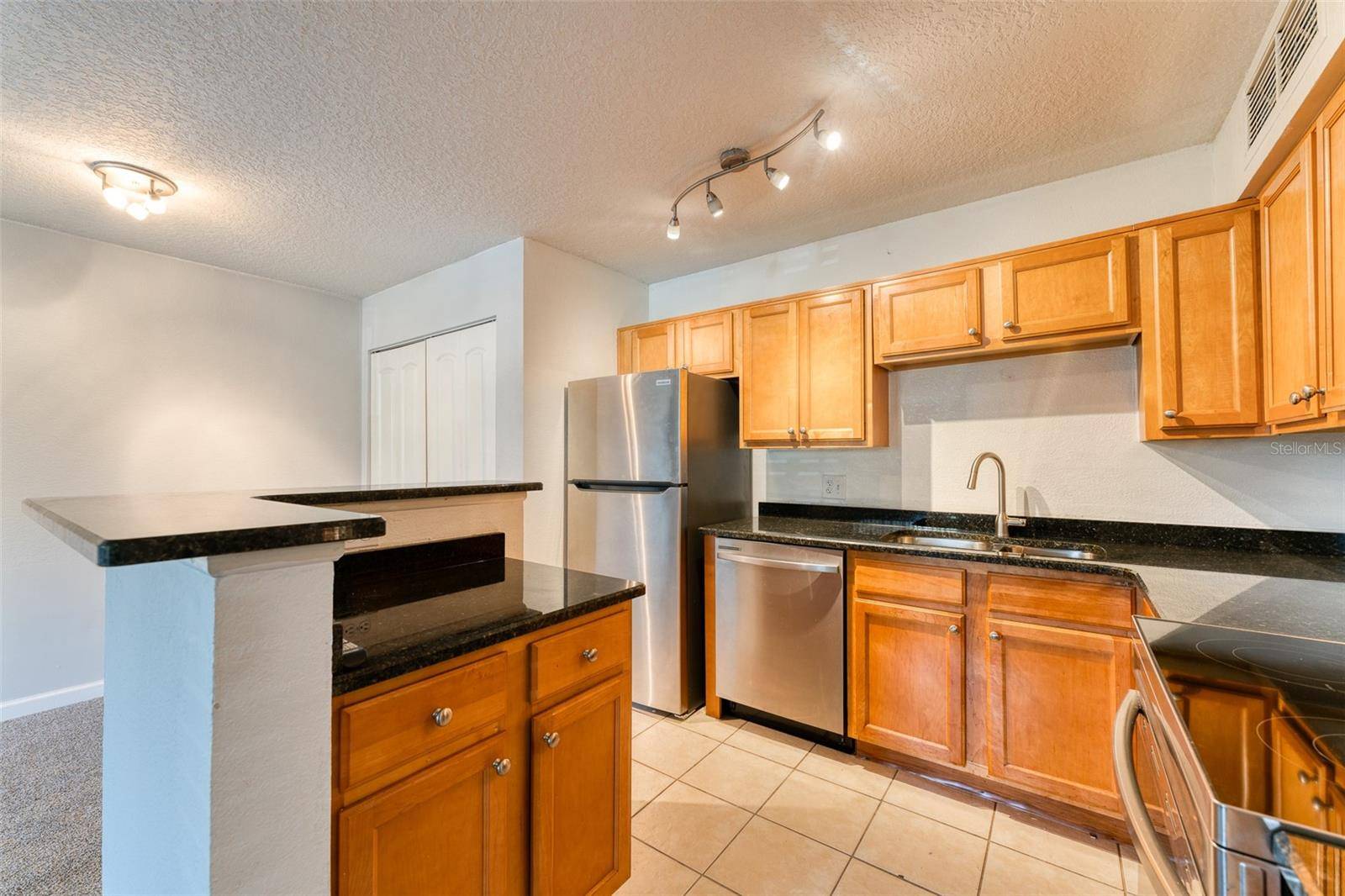 320 BLACK OAK CT #107, Altamonte Springs, FL 32701