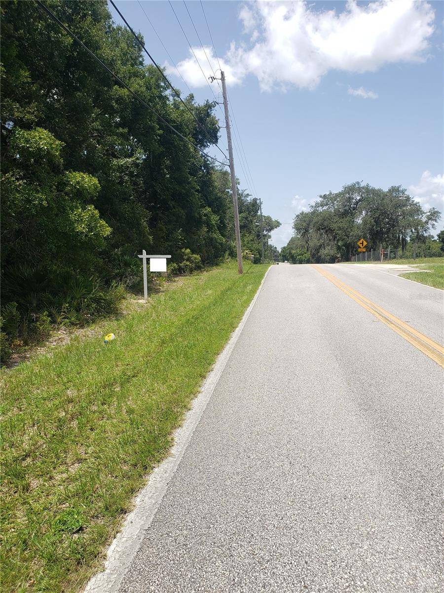 REYNOLDS RD, De Leon Springs, FL 32130