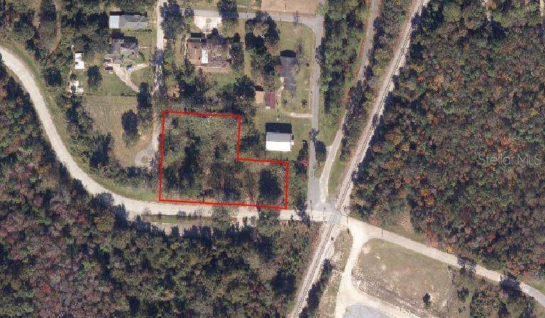 120 FRONT ST, Century, FL 32535