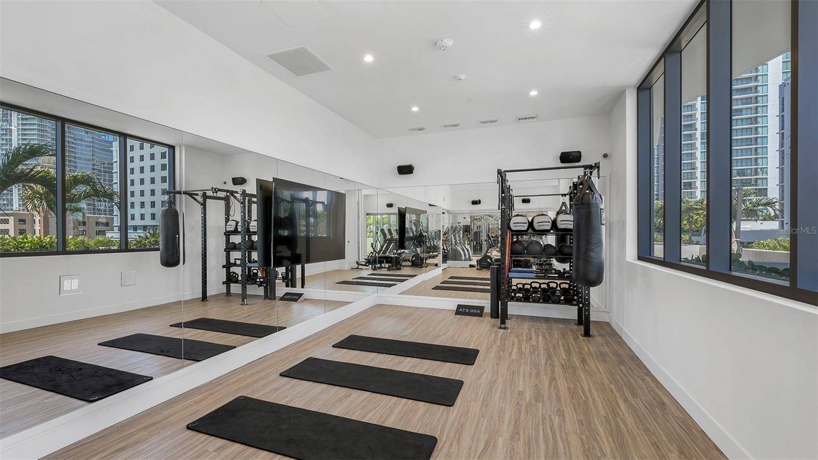 225 1ST AVE N #B2, St Petersburg, FL 33701