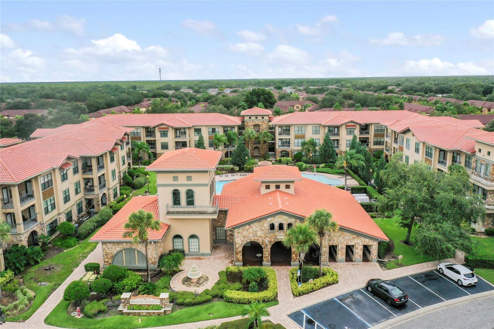 901 CHARO Pkwy #732, Davenport, FL 33897