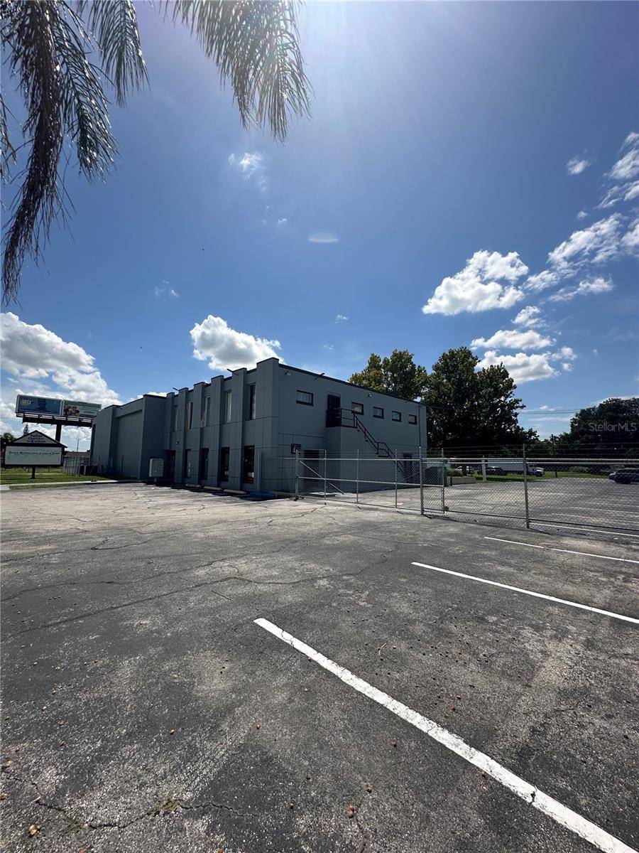 2300 S ORANGE BLOSSOM TRL, Orlando, FL 32805