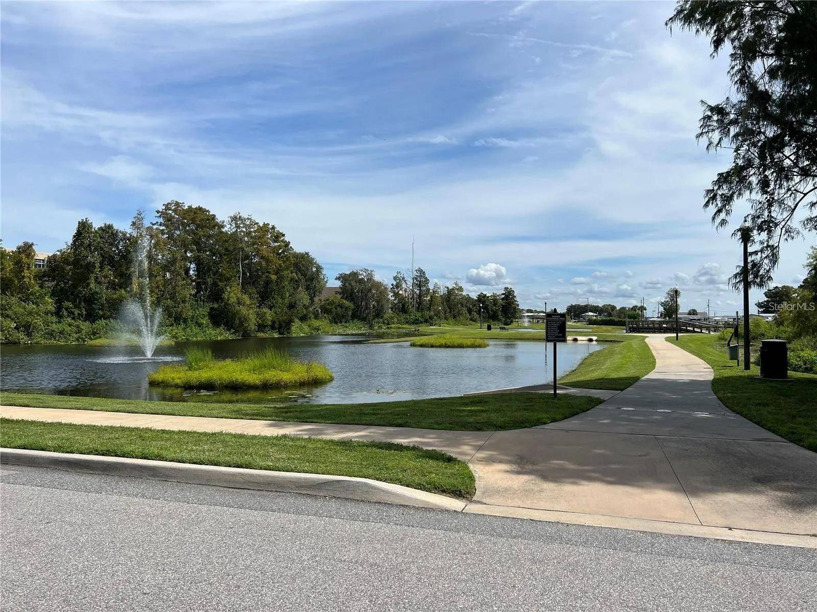W RUBY ST, Tavares, FL 32778