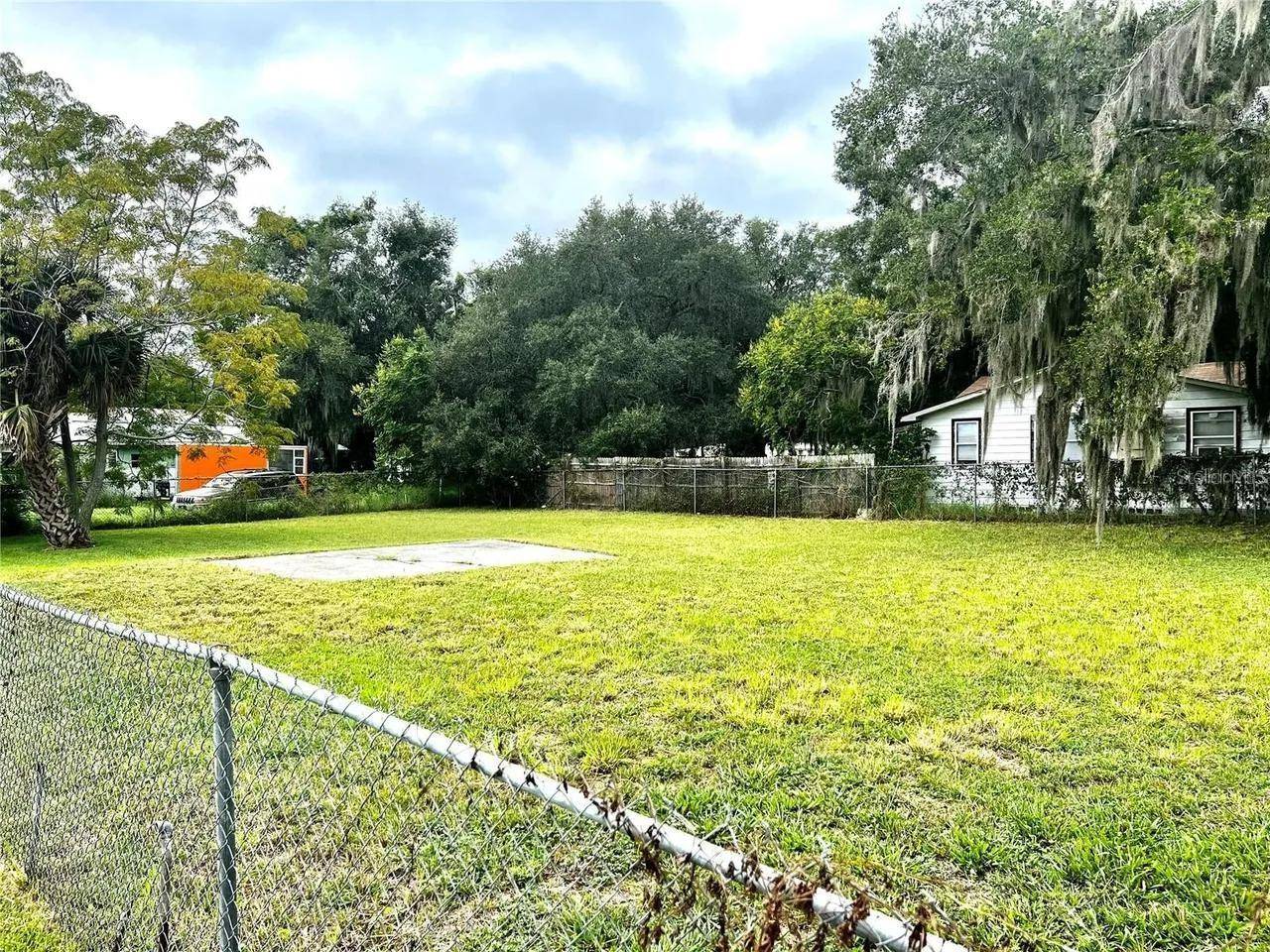 W RUBY ST, Tavares, FL 32778
