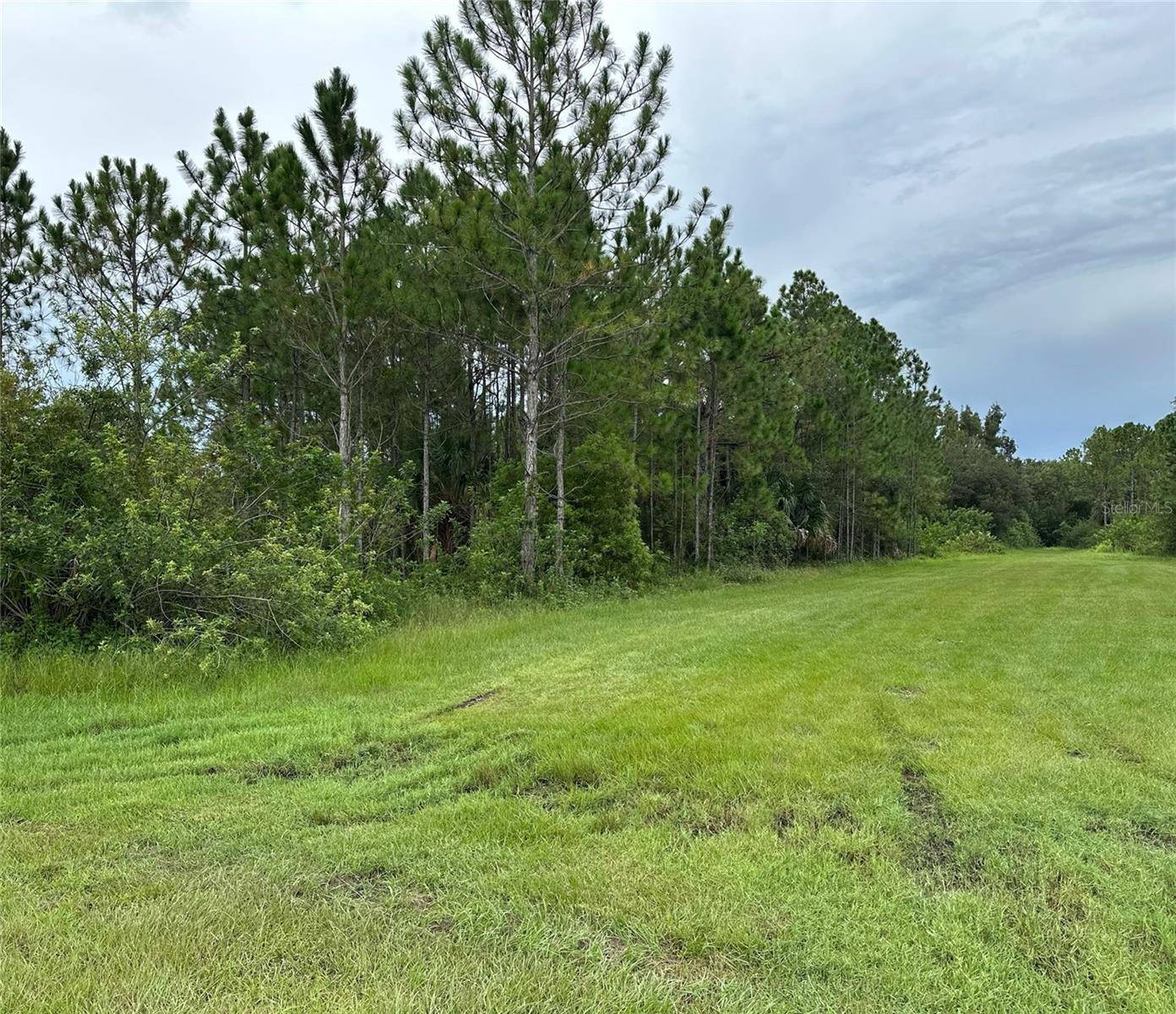 1012 INDIAN LAKE DR, Indian Lake Estates, FL 33855