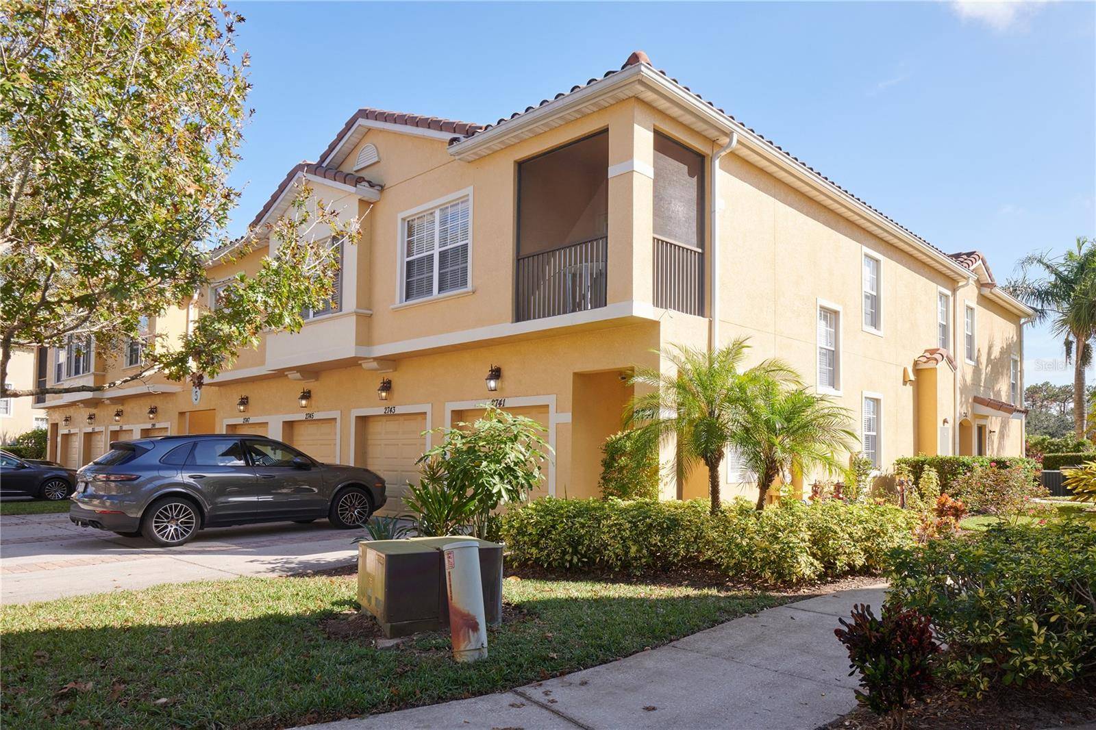 2745 OAKWATER DR, Kissimmee, FL 34747