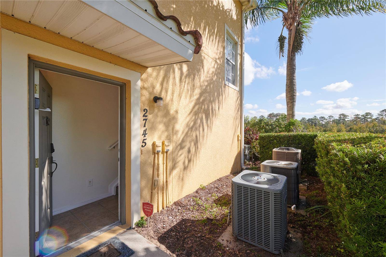 2745 OAKWATER DR, Kissimmee, FL 34747
