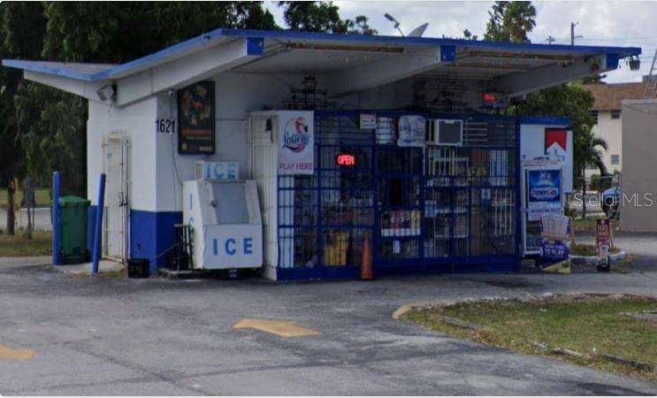 1621 N CYPRESS RD, Pompano Beach, FL 33060