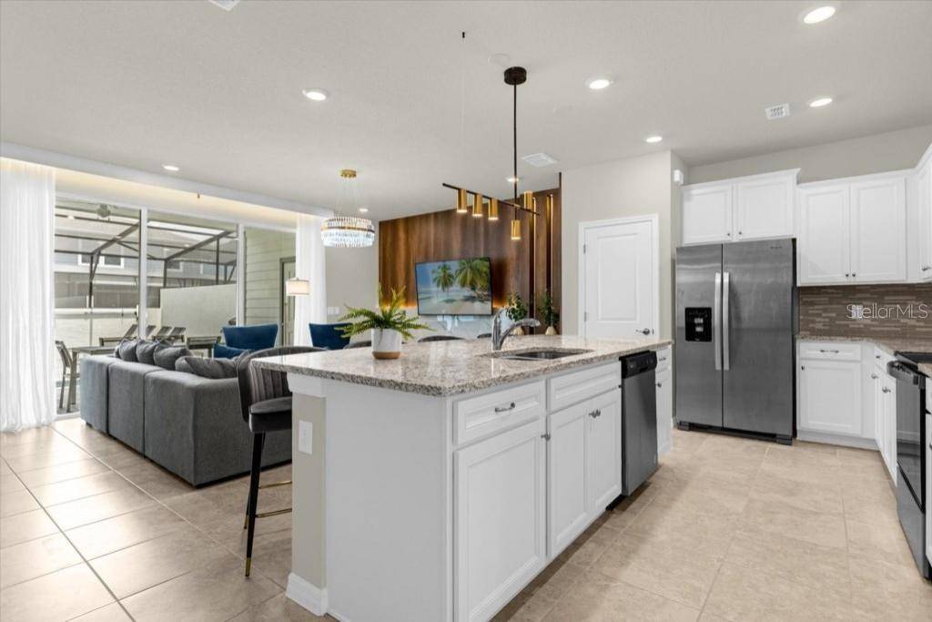 4306 LANA AVE, Davenport, FL 33897