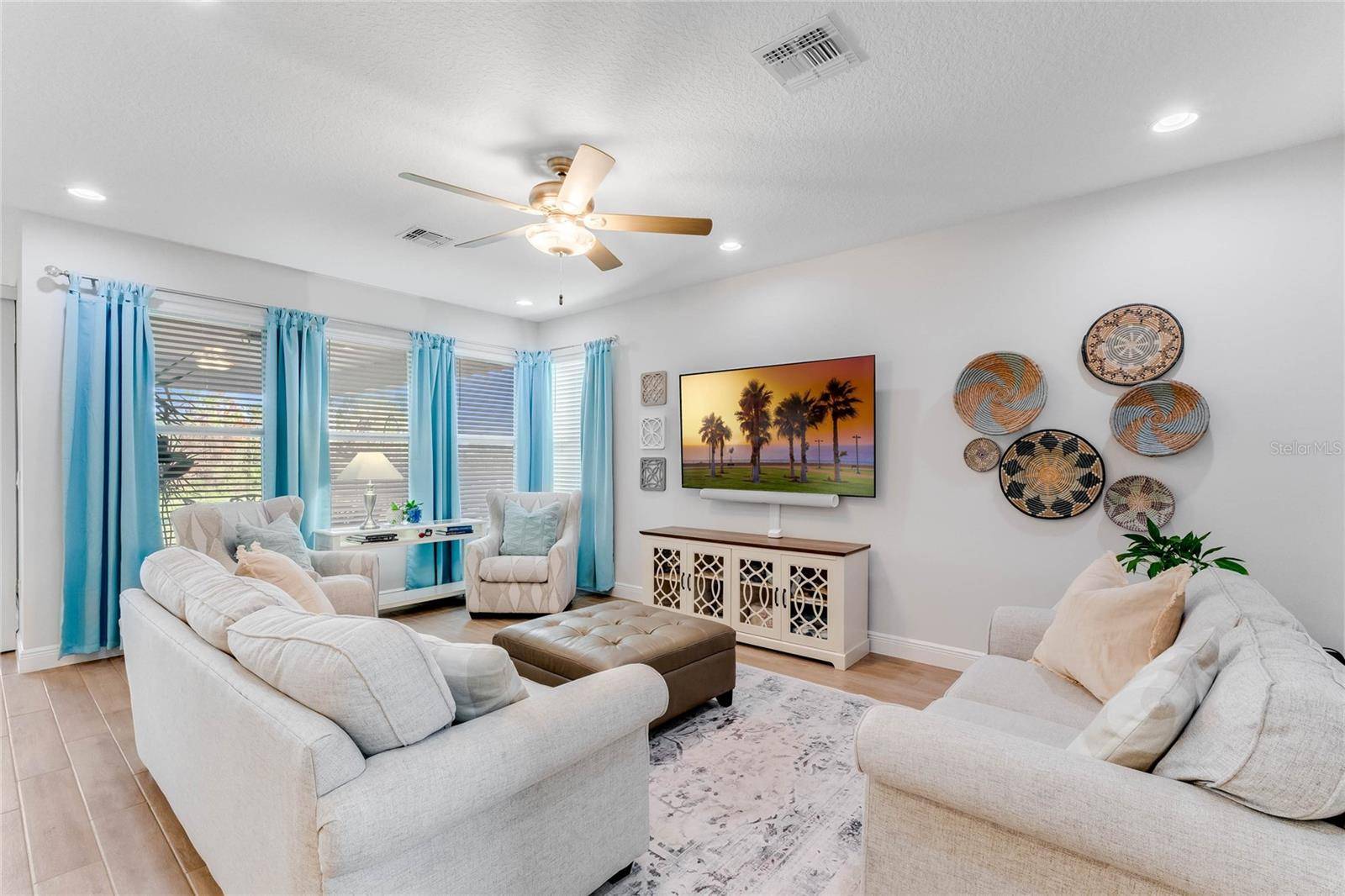 9849 LOST CREEK DR, Winter Garden, FL 34787
