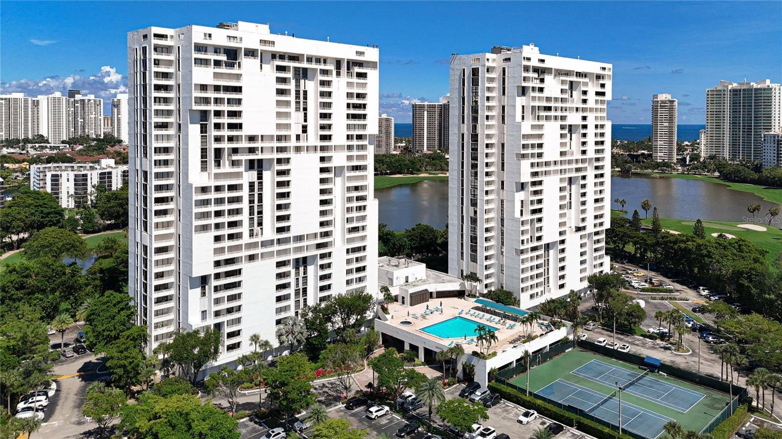 20225 NE 34TH CT #817, Miami, FL 33180
