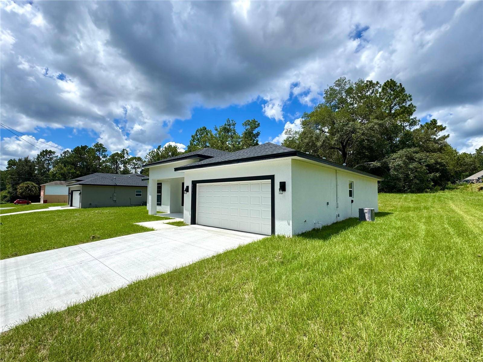 8050 N OBERON TER, Dunnellon, FL 34434
