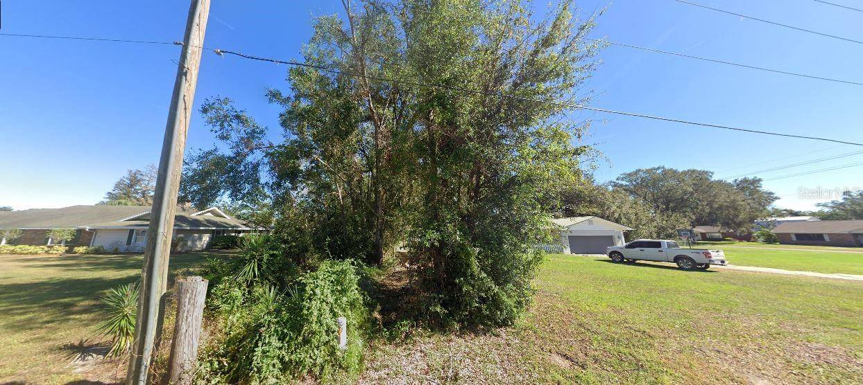 N PINE AVE, Fort Meade, FL 33841