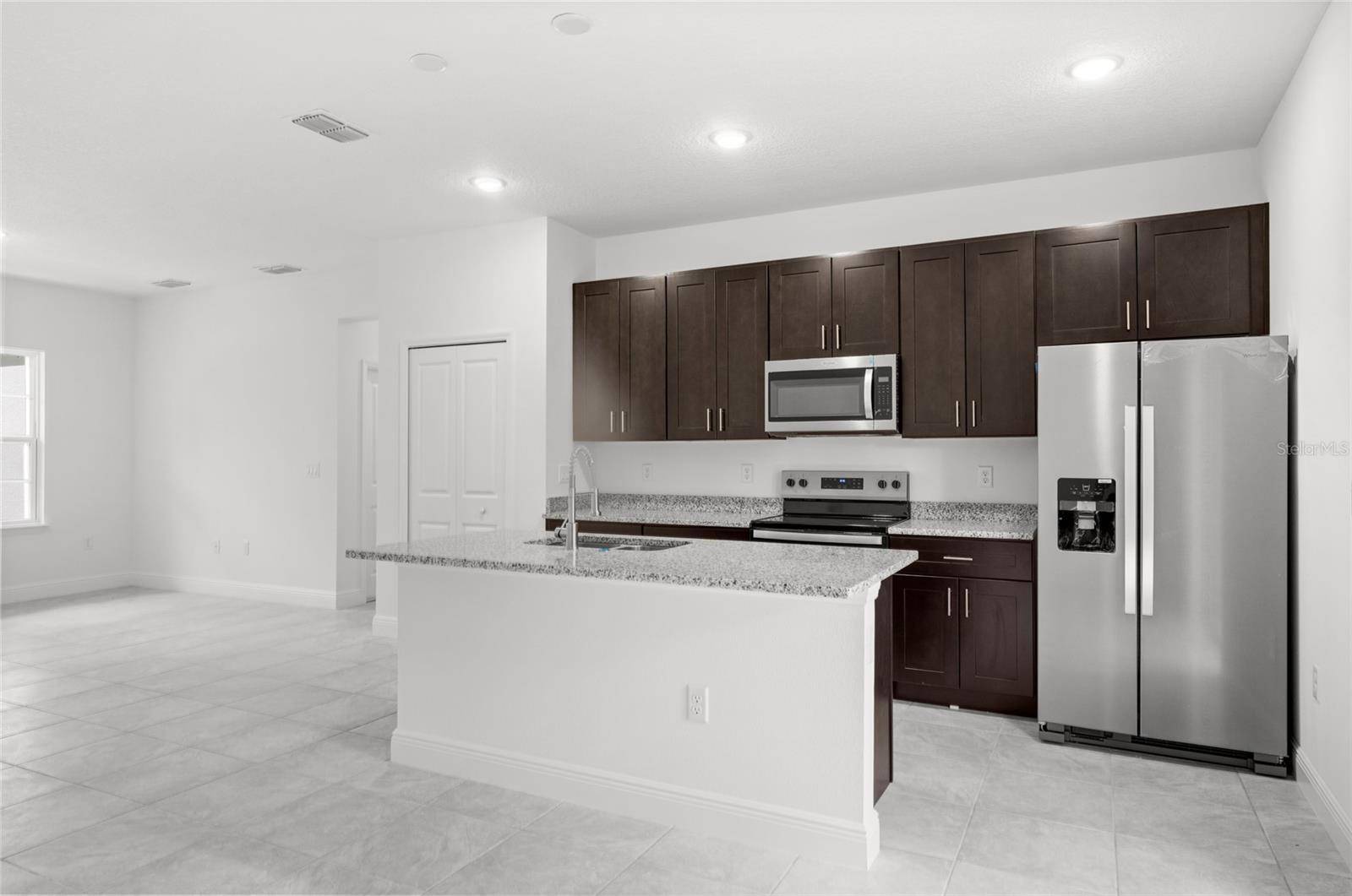 3179 W BARBERTON PL, Citrus Springs, FL 34433