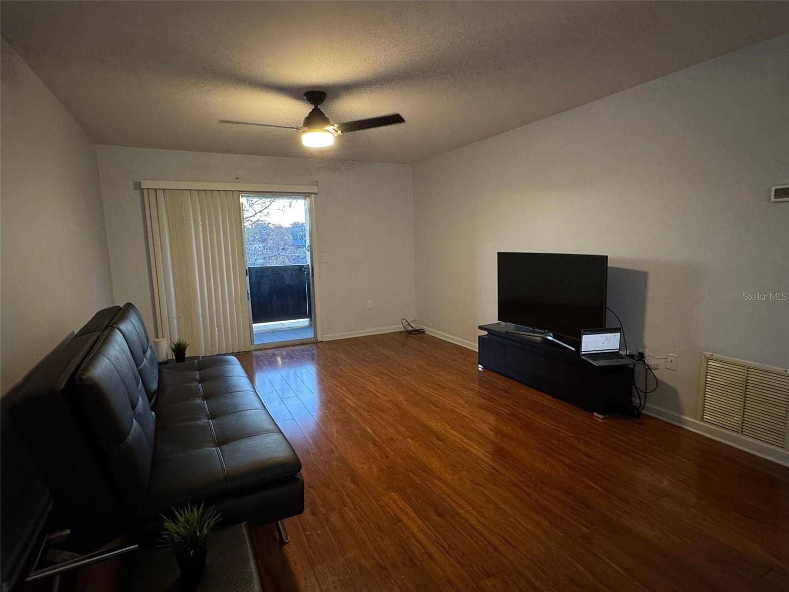 912 LAKE DESTINY RD #G, Altamonte Springs, FL 32714
