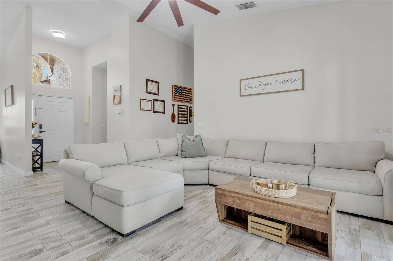 752 AMERICANA CT, Kissimmee, FL 34758