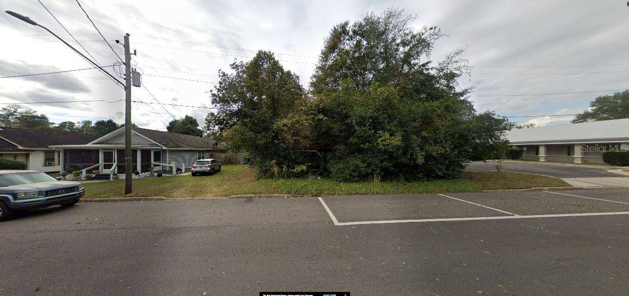 5279 BROWN ST, Graceville, FL 32440