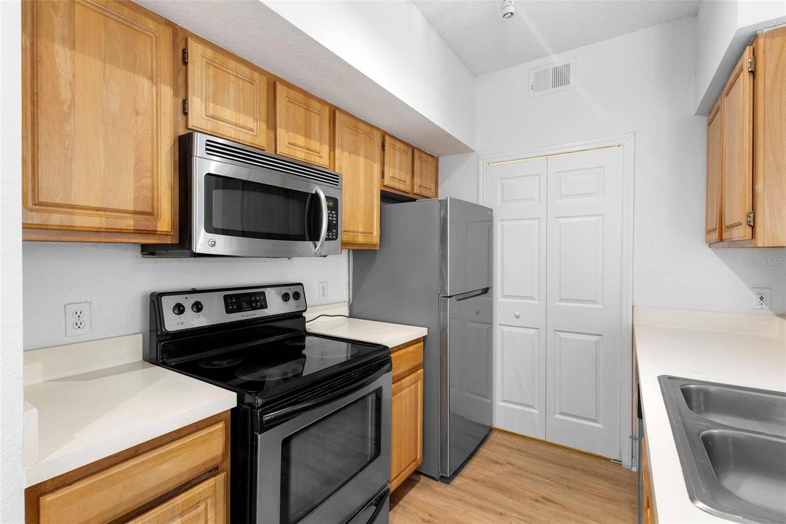 13037 MULBERRY PARK DR #529, Orlando, FL 32821