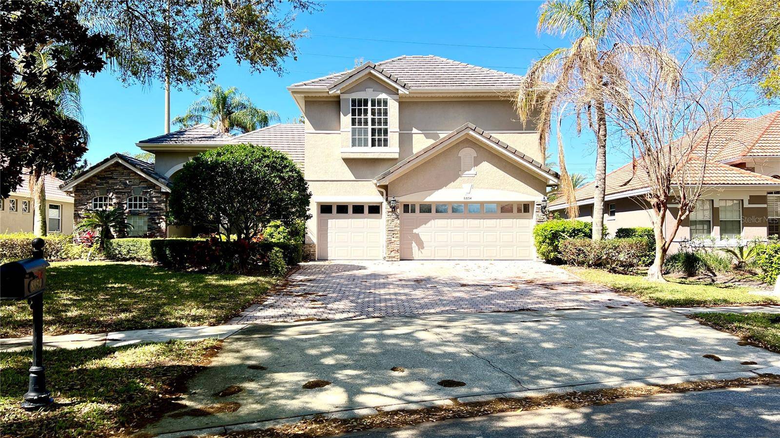 8854 OAK LANDINGS CT, Orlando, FL 32836