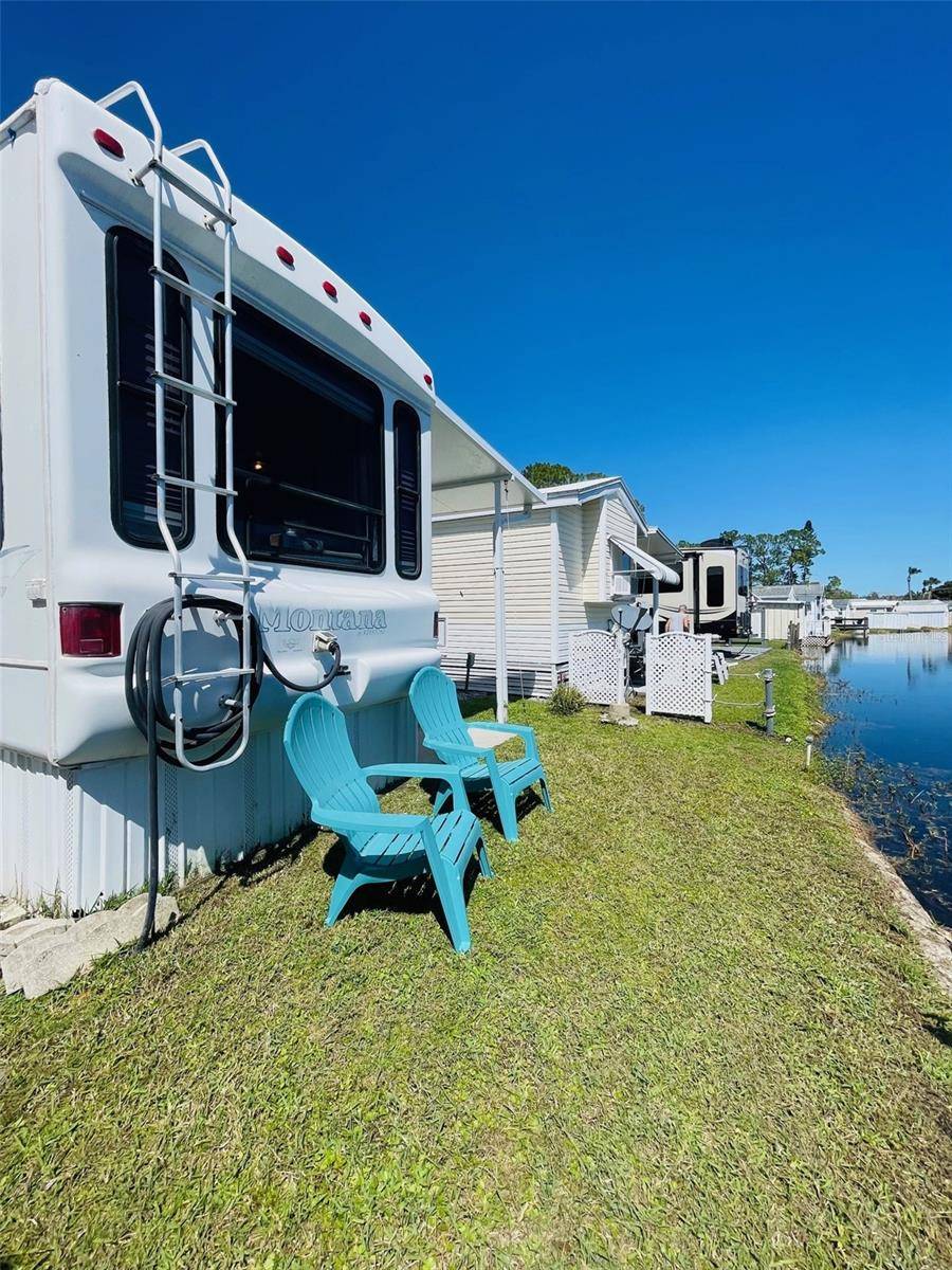 86 EAGLE PT S, Osteen, FL 32764