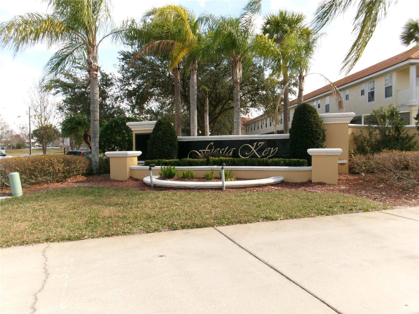 1285 S SOUTH BEACH CIRCLE CIR, Kissimmee, FL 34746